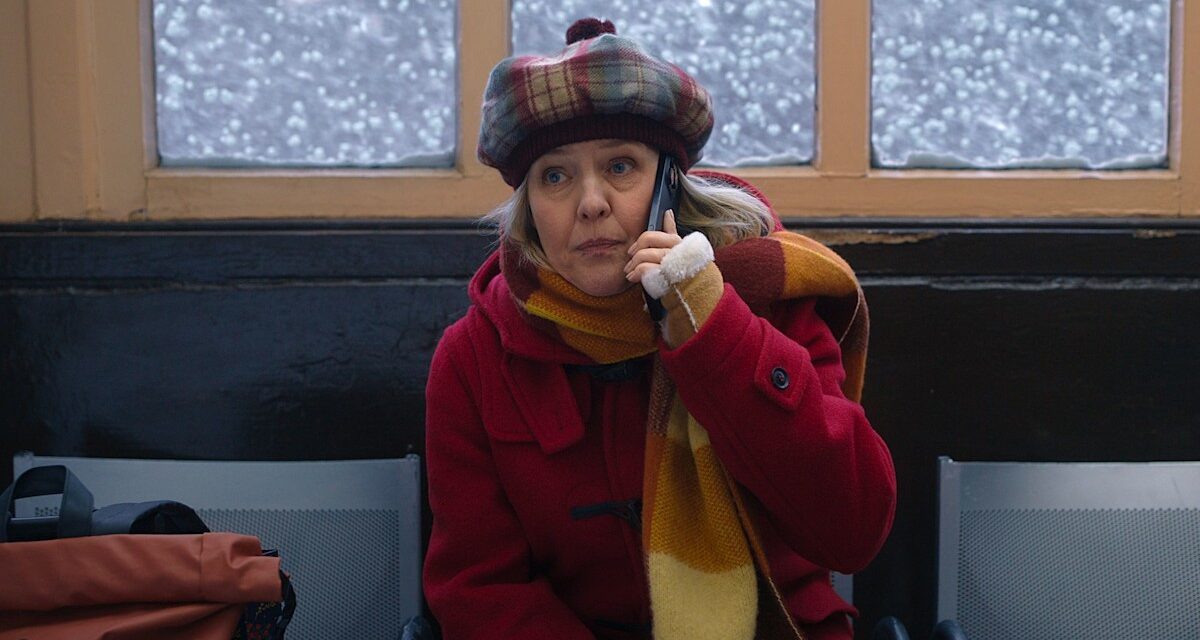 L&rsquo;étonnante série en 4 parties de Netflix, Man vs Baby, avec les stars de Shetland et Downton Abbey, est en tête du classement TV