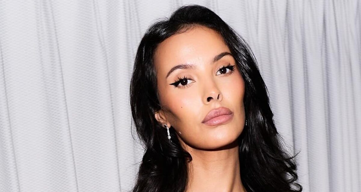 La petite mini-robe dorée scintillante de Maya Jama est approuvée pour le réveillon du Nouvel An
