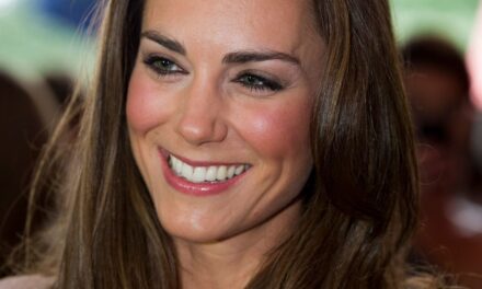 Le manifeste de style royal festif de Kate Middleton est étonnamment facile à copier