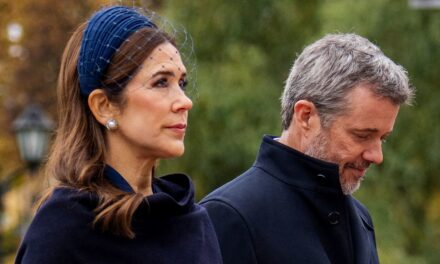 Famille royale EN DIRECT : la famille royale danoise se prépare pour Noël, le prince de Galles à Newport et plus encore