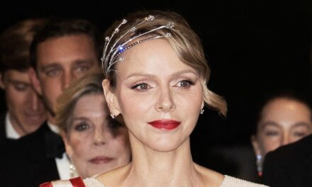 La princesse Charlène s&rsquo;inspire de la princesse Kate pour le gala de Monaco