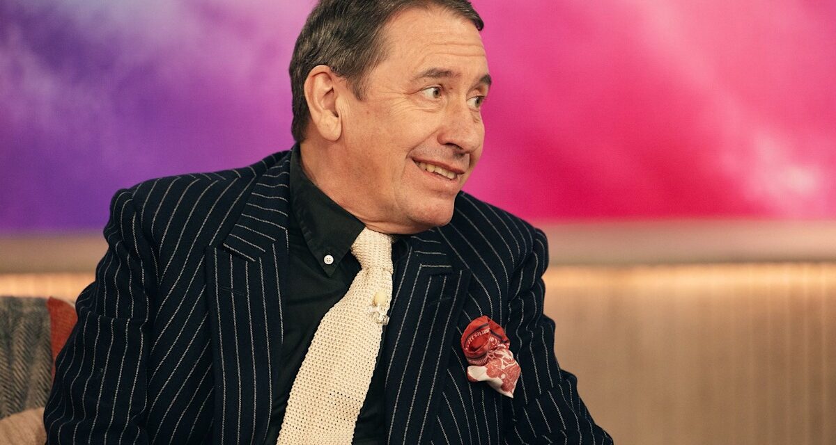 La vie privée de Jools Holland hors écran : son château, sa famille qui s&rsquo;agrandit et son passe-temps secret