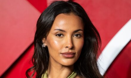 Maya Jama porte des bretelles pour une apparition intense en F1 au Qatar