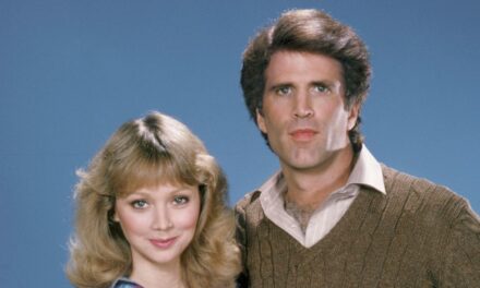 Les plus grands couples de sitcom des années 80 – hier et aujourd&rsquo;hui