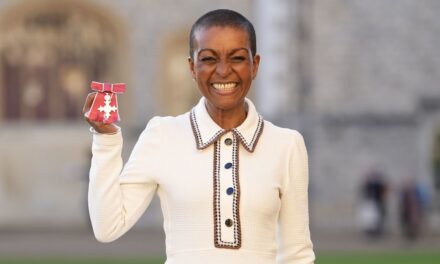 La star de Bridgerton, Adjoa Andoh, reçoit un honneur très spécial de la part du prince William – meilleures photos