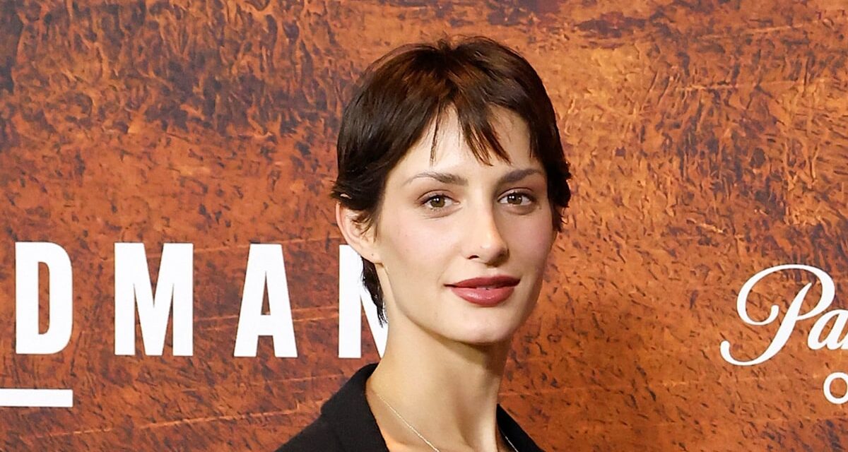 Audrey, la fille de Tim McGraw et Faith Hill, pose en bikini string lors de son retour à la télévision