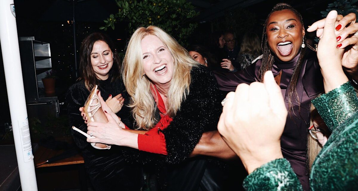 Penny Lancaster partage les projets de Noël de sa « grand-mère » avec les petits-enfants américains de son mari Rod – en exclusivité