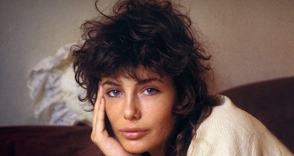 Dans la vie de ranch recluse de la star de Weird Science, Kelly LeBrock, après avoir échangé des « diamants contre de la terre »