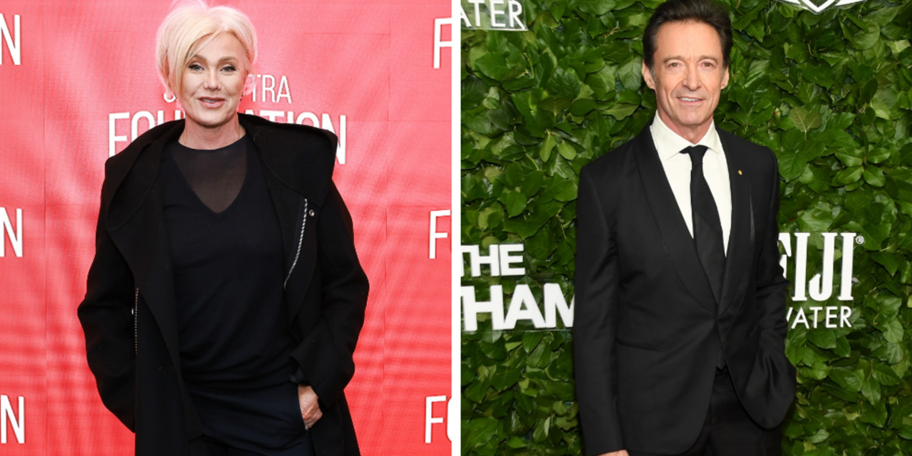 L&rsquo;ex-femme de Hugh Jackman pose tout en noir après que l&rsquo;acteur de Wolverine ait passé une agréable soirée en amoureux