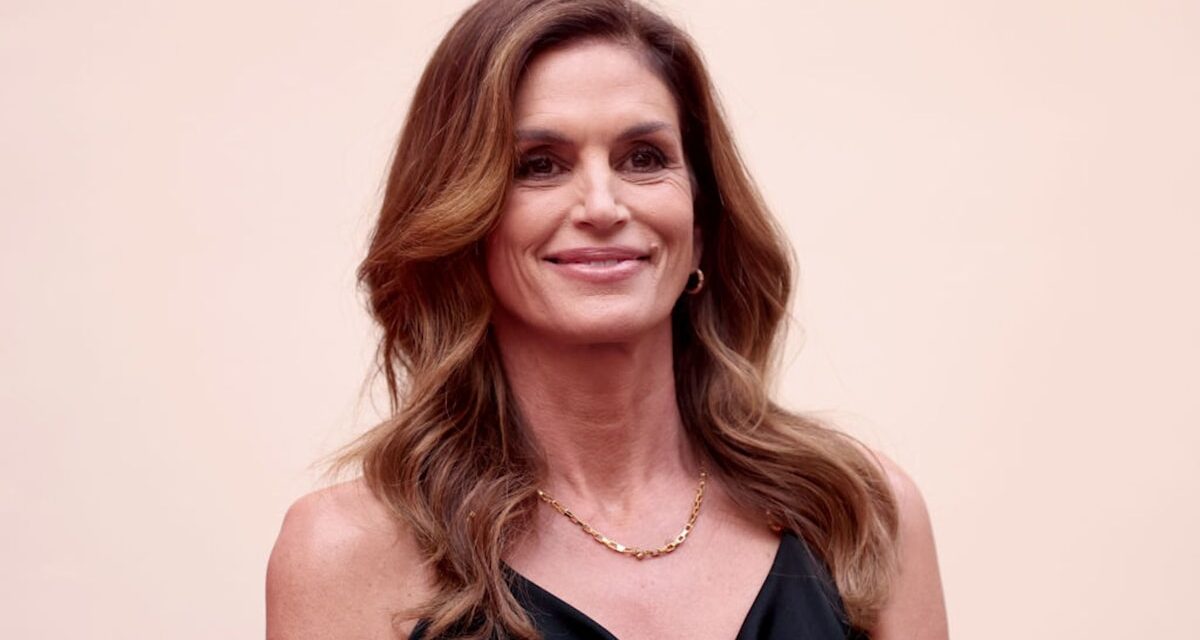 Les dernières photos de Cindy Crawford font que les fans disent tous la même chose