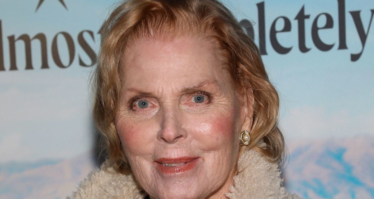 L&rsquo;actrice de Star Trek, 85 ans, fait des commentaires inattendus sur William Shatner