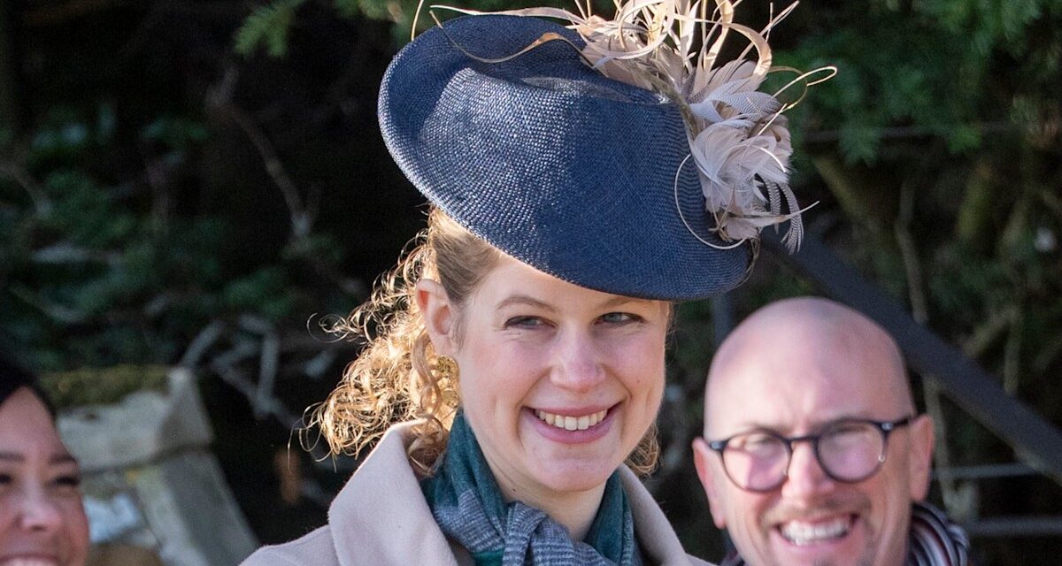 Le clin d&rsquo;œil de Lady Louise Windsor à l&rsquo;oncle le roi Charles avec son choix d&rsquo;accessoire d&rsquo;hiver