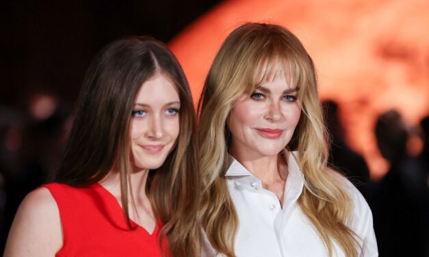 Nicole Kidman apporte son soutien à sa fille lors d&rsquo;une apparition frappante à la NYFW