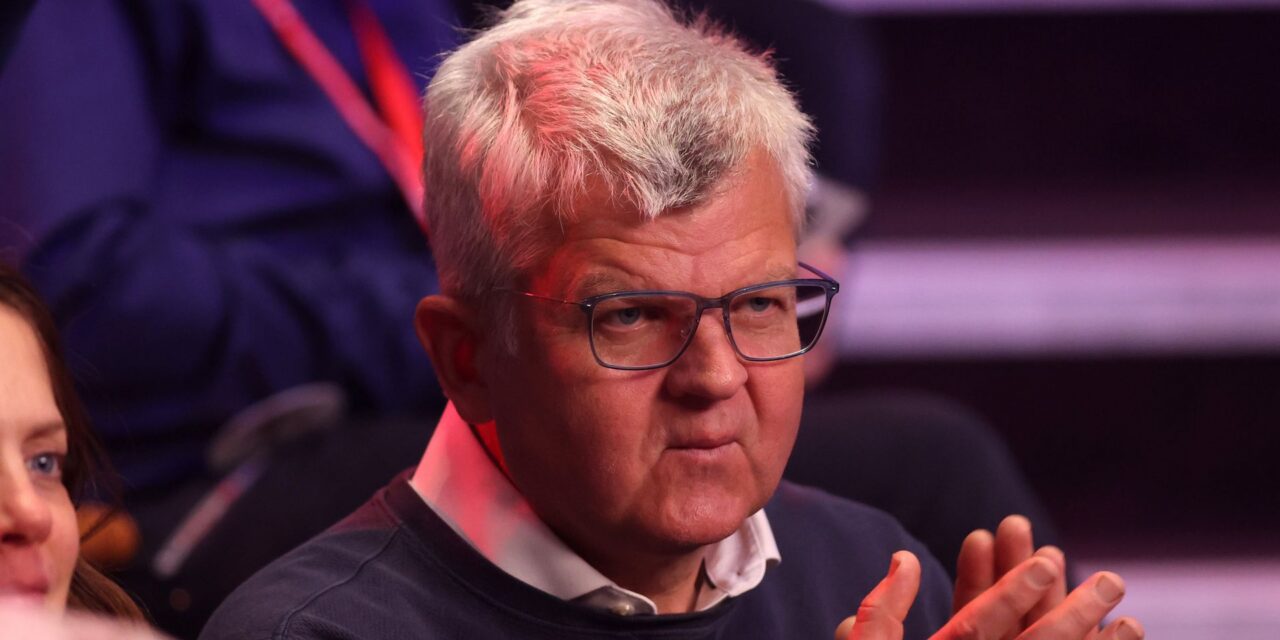 Adrian Chiles jugé « idiot » avant le diagnostic d&rsquo;un cancer de la peau