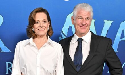 À l&rsquo;intérieur du mariage de Sigourney Weaver, qui a duré 41 ans, avec l&rsquo;acteur qu&rsquo;elle a épousé après 3 mois d&rsquo;amour éclair