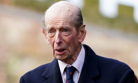 Le duc de Kent, 90 ans, joue un rôle majeur lors du dernier jour de sa visite d&rsquo;État en Allemagne – voir photos