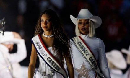 L&rsquo;ancien capitaine de danse de Beyoncé partage des souvenirs réconfortants de la garde d&rsquo;un enfant Blue Ivy – exclusif