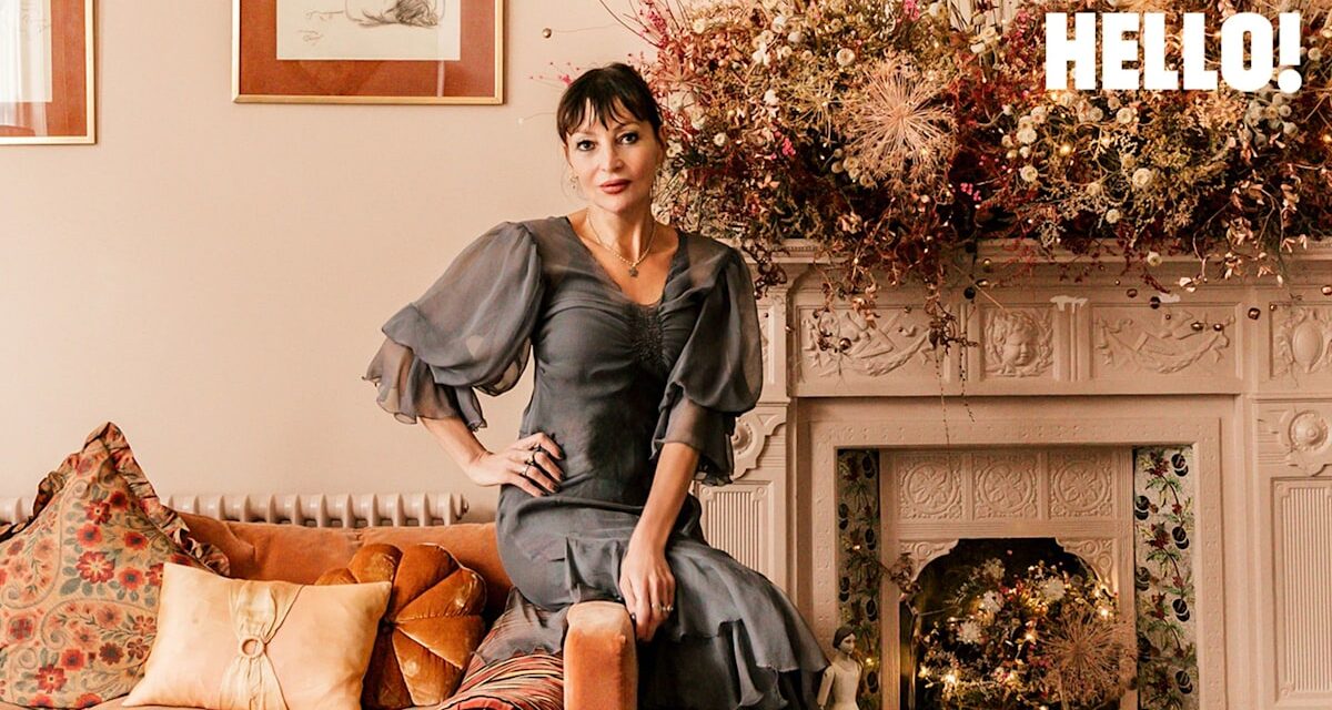 Perle Lowe | BONJOUR!