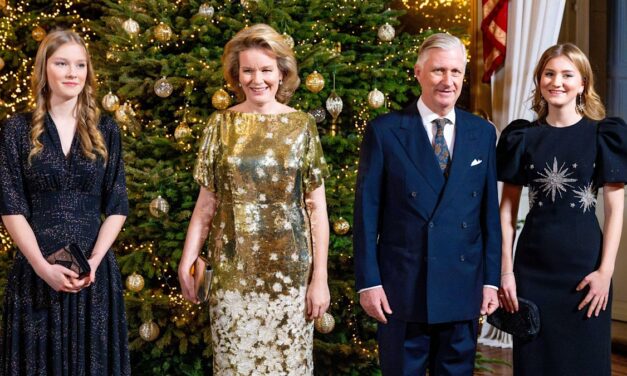 La princesse Elisabeth vole la vedette dans la robe midi Rebecca Vallance lors d&rsquo;un événement familial – photos