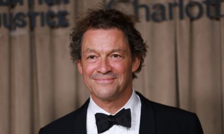 Dominic West révèle des détails sur le rôle du roi Charles dans le prochain drame historique – Exclusif