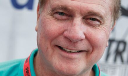 Dans les cinq mariages de la star de Buck Rogers, Gil Gerard, dont son épouse « incroyable » de 18 ans qui annonce la mort de l&rsquo;acteur