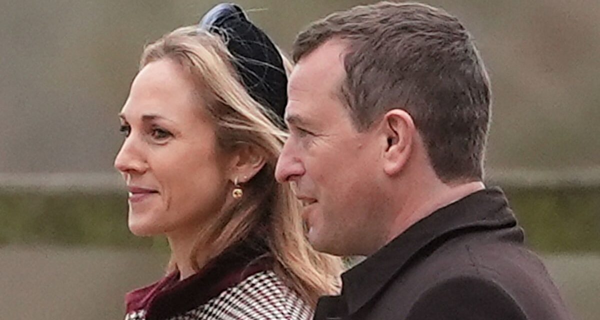 Peter Phillips et sa fiancée Harriet Sperling marquent une grande première avec une sortie à l&rsquo;église de Sandringham – meilleures photos