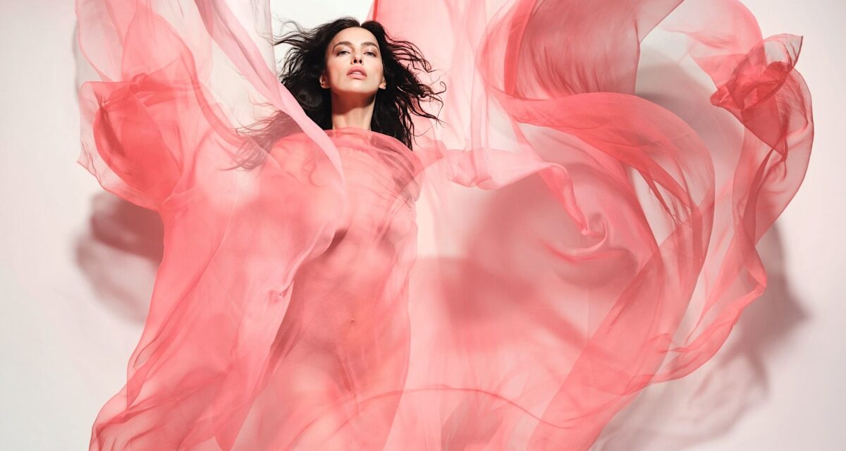 EXCLUSIF : Irina Shayk parle de l&rsquo;acceptation du changement et de son concert de mannequin « rêve devenu réalité »