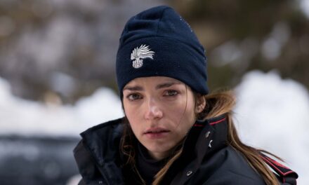 Les fans d’Agatha Christie adoreront le drame policier alimenté par l’anxiété Stranded – profitez-en gratuitement maintenant