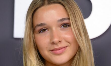 Harper Beckham est notre muse cool girl par excellence pour la saison des fêtes