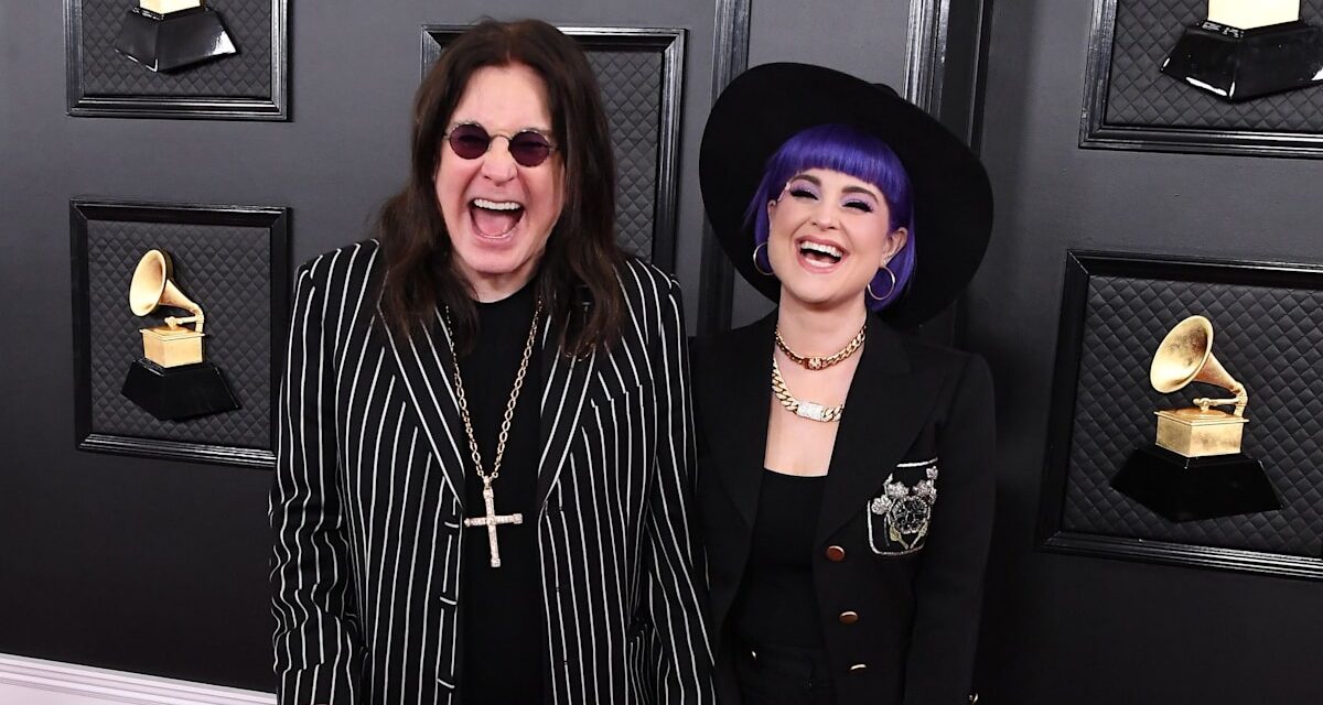 Kelly Osbourne sort avec son frère rarement vu pour honorer son père Ozzy