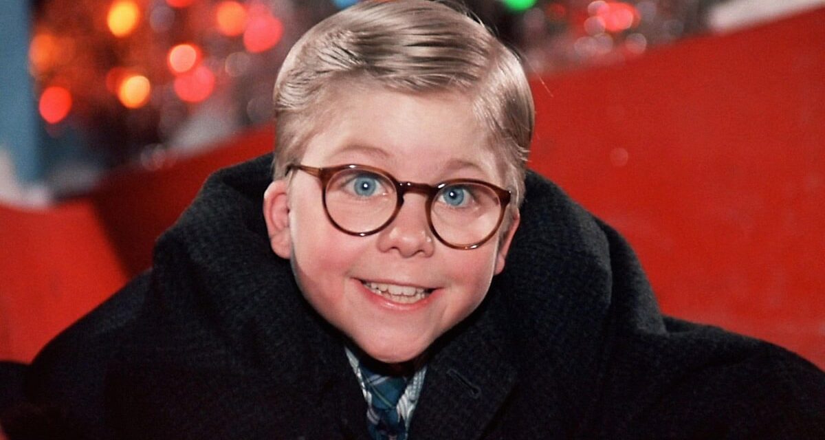 La petite Ralphie Parker d&rsquo;A Christmas Story, aujourd&rsquo;hui âgée de 54 ans, a exactement la même apparence sur d&rsquo;incroyables photos d&rsquo;hier et d&rsquo;aujourd&rsquo;hui 42 ans plus tard