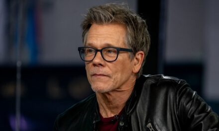 Kevin Bacon explique sa transformation choquante en « mulet » qui a immédiatement rendu les fans fous