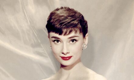 Les trois robes de mariée radicalement différentes d&rsquo;Audrey Hepburn, dont une avec laquelle elle n&rsquo;a jamais marché dans l&rsquo;allée