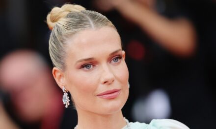 Lady Eliza Spencer partage un premier aperçu de la fête de fiançailles secrète