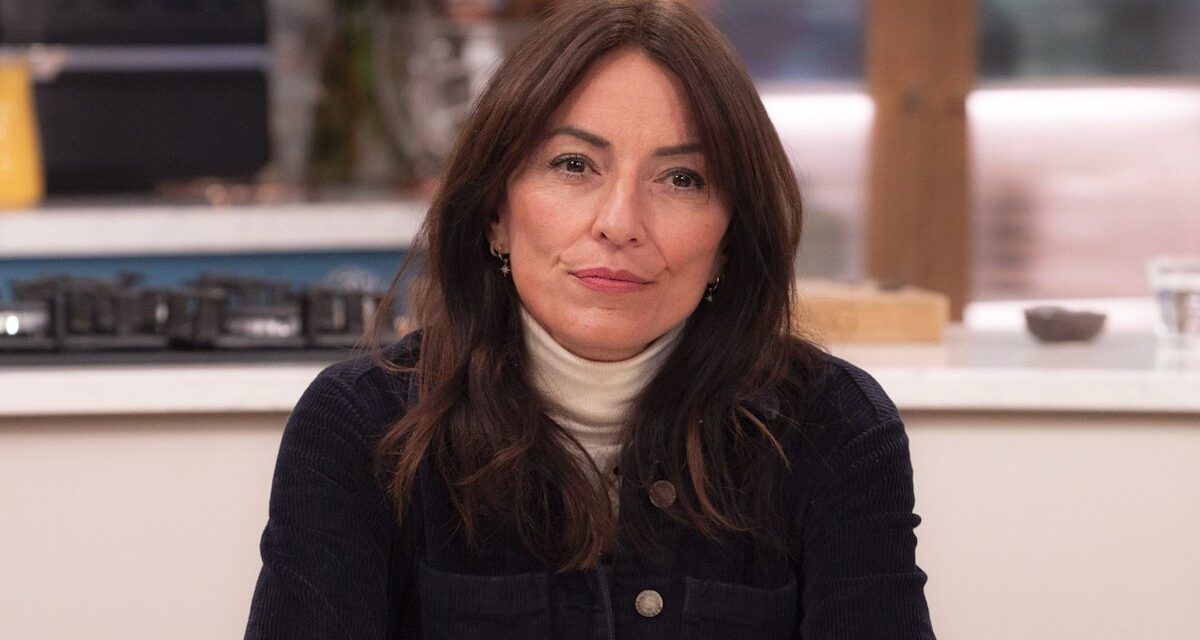 Davina McCall admet s&rsquo;être sentie « effrayée » par sa nouvelle semaine de travail de quatre jours après que deux problèmes de santé potentiellement mortels l&rsquo;ont forcée à « se déstresser »