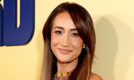 Maggie Q, 46 ans, affiche un corps tonique dans un petit bikini à cordes alors qu&rsquo;elle profite d&rsquo;une sortie « calme » à la plage