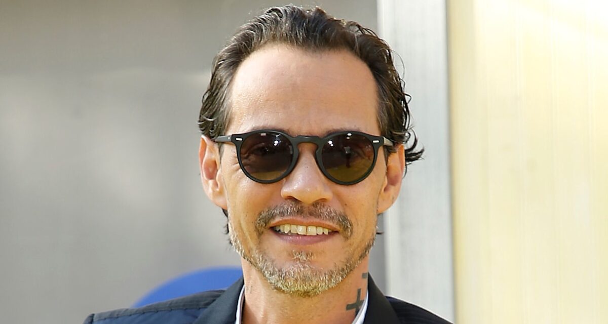 Marc Anthony attend son huitième enfant alors que Nadia Ferreira révèle sa grossesse à l&rsquo;occasion de son troisième anniversaire de mariage