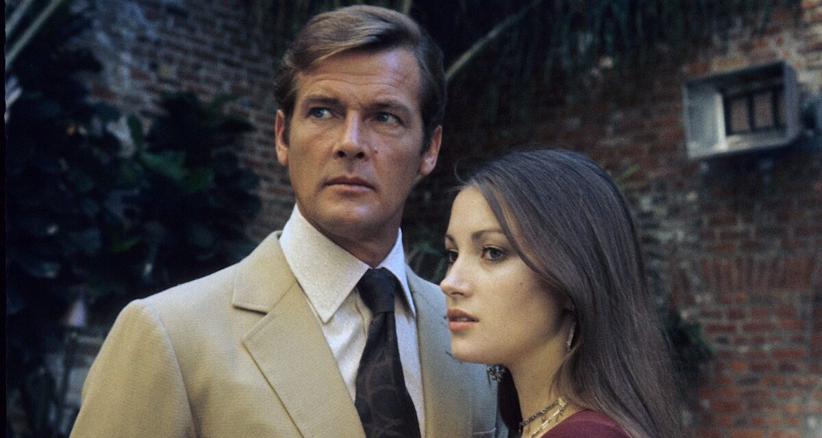 L&rsquo;ancienne Bond Girl Jane Seymour, 74 ans, fait tourner les têtes lors de sa dernière apparition sur le tapis rouge