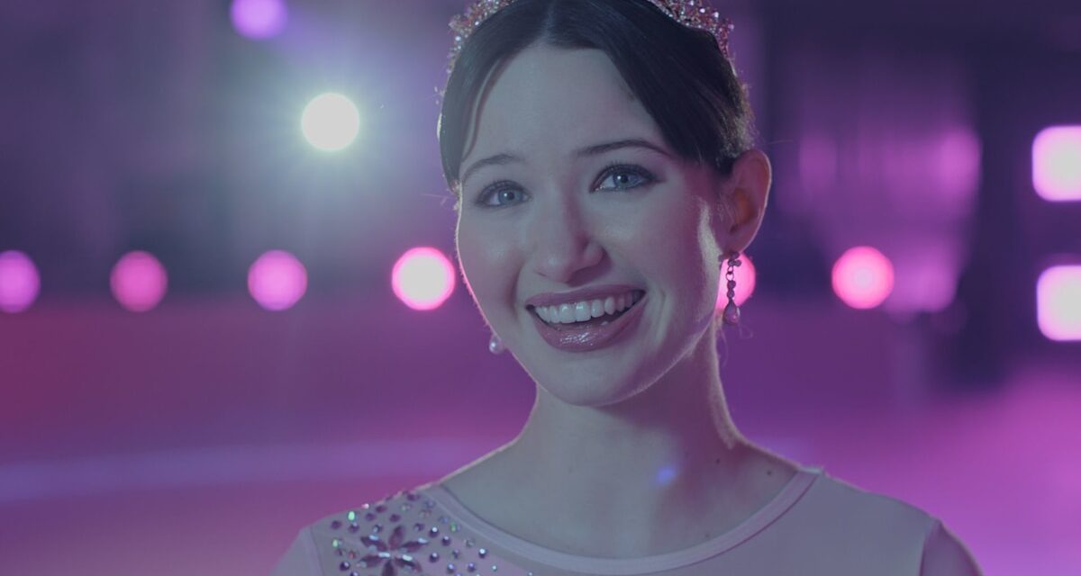 Les acteurs de Finding Her Edge taquinent la saison 2 alors qu&rsquo;ils décomposent la fin du cliffhanger « compliqué » – exclusif