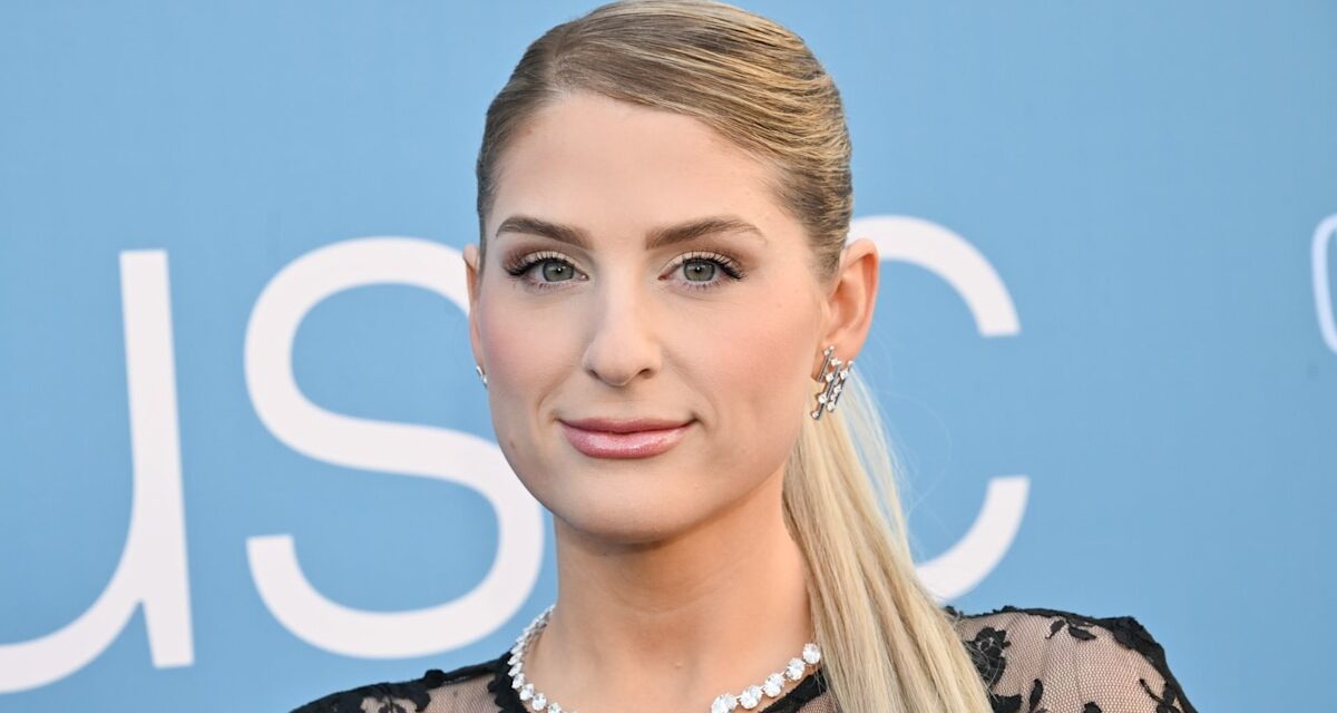 Meghan Trainor s&rsquo;exprime sur le « drame de groupe de mamans » après le message viral d&rsquo;Ashley Tisdale