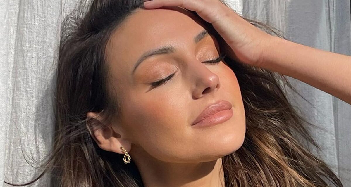 Michelle Keegan et bébé Palma parcourent plus de 3 000 milles à travers le monde pour rejoindre le travailleur Mark Wright