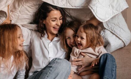 Pourquoi la différence d&rsquo;âge de vos enfants pourrait être la raison pour laquelle ils n&rsquo;arrêtent pas de se battre