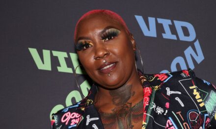 Shirley Raines, militante « inspirante » de TikTok, est décédée à 58 ans : cause du décès et hommages aux célébrités