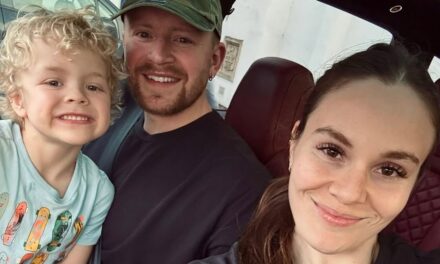 Dans la nouvelle vie de Holly Ramsay en tant que belle-mère du fils d&rsquo;Adam Peaty après leur somptueux mariage à Bath