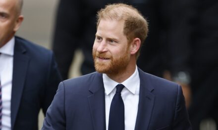 Le prince Harry fait sa première comparution au procès de la Haute Cour de Londres – mises à jour en direct