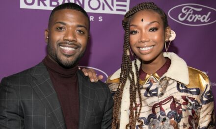 Le frère de Brandy, Ray J, partage une mise à jour effrayante après une hospitalisation mettant sa vie en danger : « Ma santé ne va pas bien »