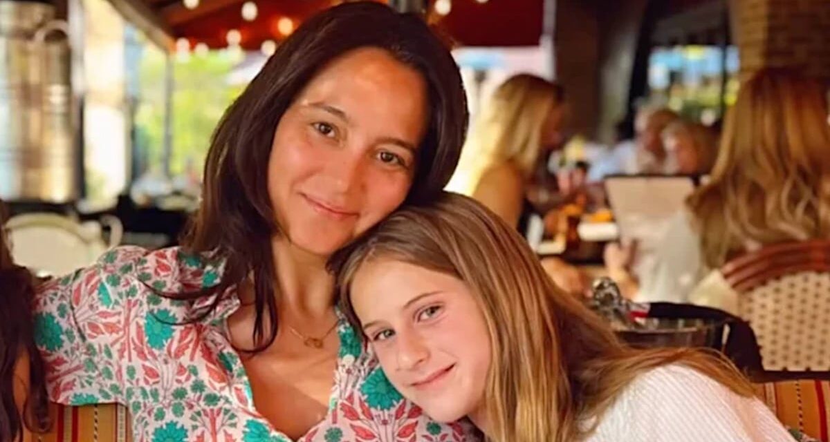 Emma Heming soutient sa fille Evelyn alors qu&rsquo;elle assume un nouveau rôle au milieu de la bataille pour la santé de son père Bruce Willis