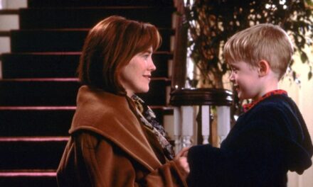 Macaulay Culkin rend un hommage déchirant à « maman » Catherine O&rsquo;Hara : « Je pensais que nous avions le temps »