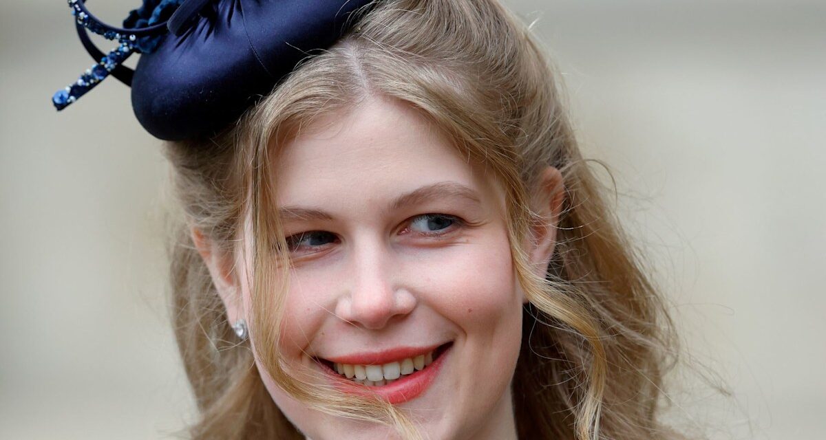 Le lien étroit de Lady Louise Windsor avec le parrain royal, elle « envoie beaucoup de SMS »