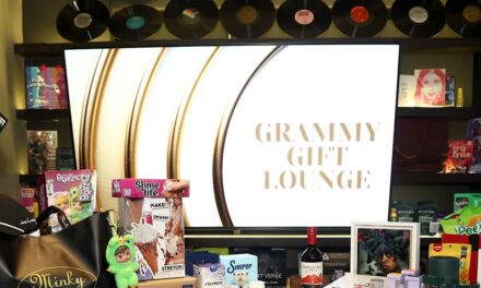 À l&rsquo;intérieur du sac Grammys de 15 000 $ offert à KATSEYE, Sabrina Carpenter et plus